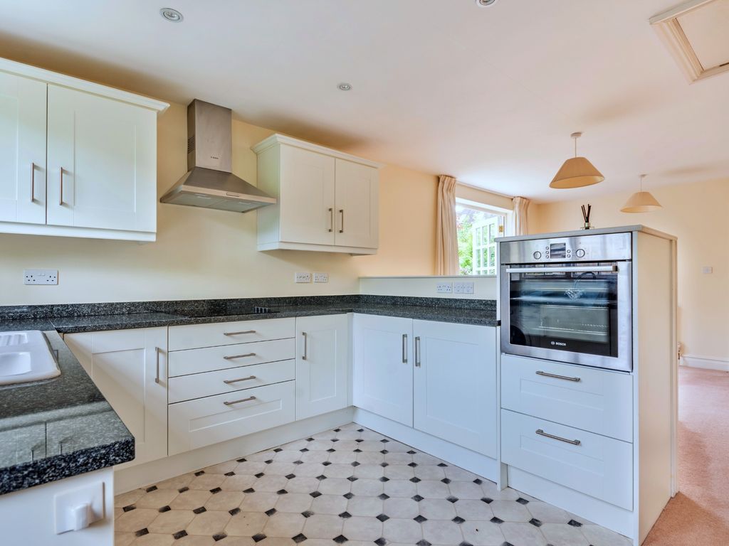 5 bed detached house for sale in Chiltern Road, Chesham Bois, Amersham HP6, £1,695,000