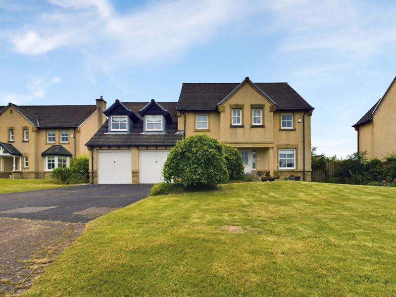 5 bed detached house for sale in Moss Side Crescent, Biggar ML12, £449,500