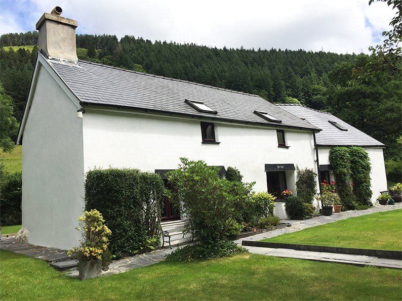 4 bed detached house for sale in Dinas Mawddwy, Machynlleth, Gwynedd SY20, £485,000