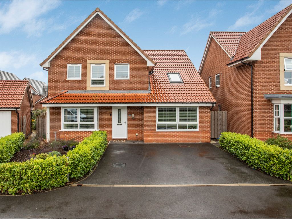 5 bed detached house for sale in Hereford Way, Boroughbridge, York YO51, £425,000