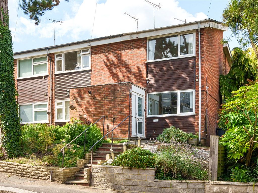 2 bed end terrace house for sale in Prospect Road, Barnet EN5, £500,000