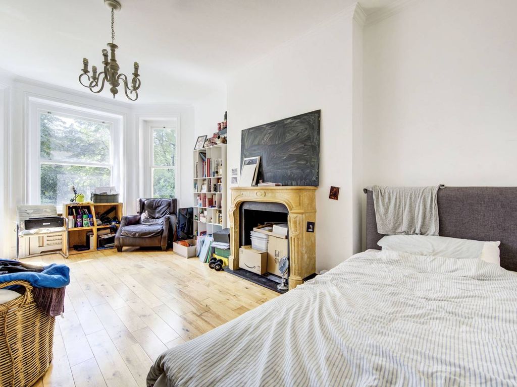 3 bed flat for sale in Maida Vale, Maida Vale, London W9, £1,125,000