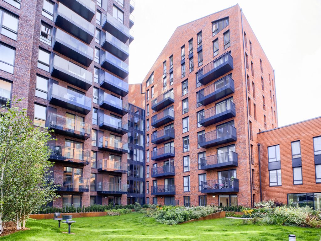 New home, 2 bed flat for sale in Shadwell Street, Birmingham B4, £395,000