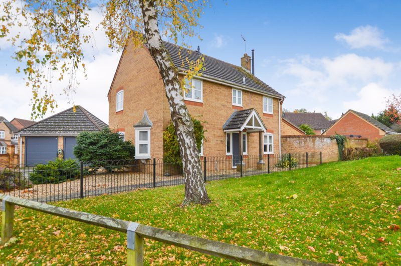 4 bed detached house for sale in Charlock Drive, Stamford PE9, £500,000