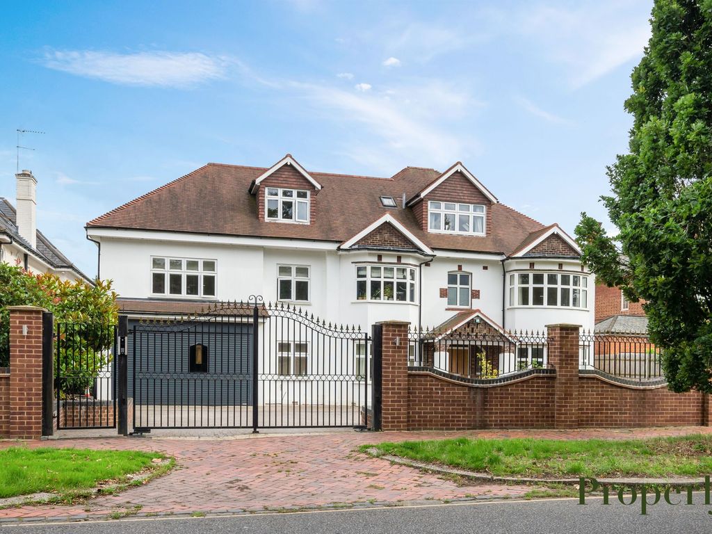 7 bed detached house for sale in Broad Walk, London N21, £3,450,000