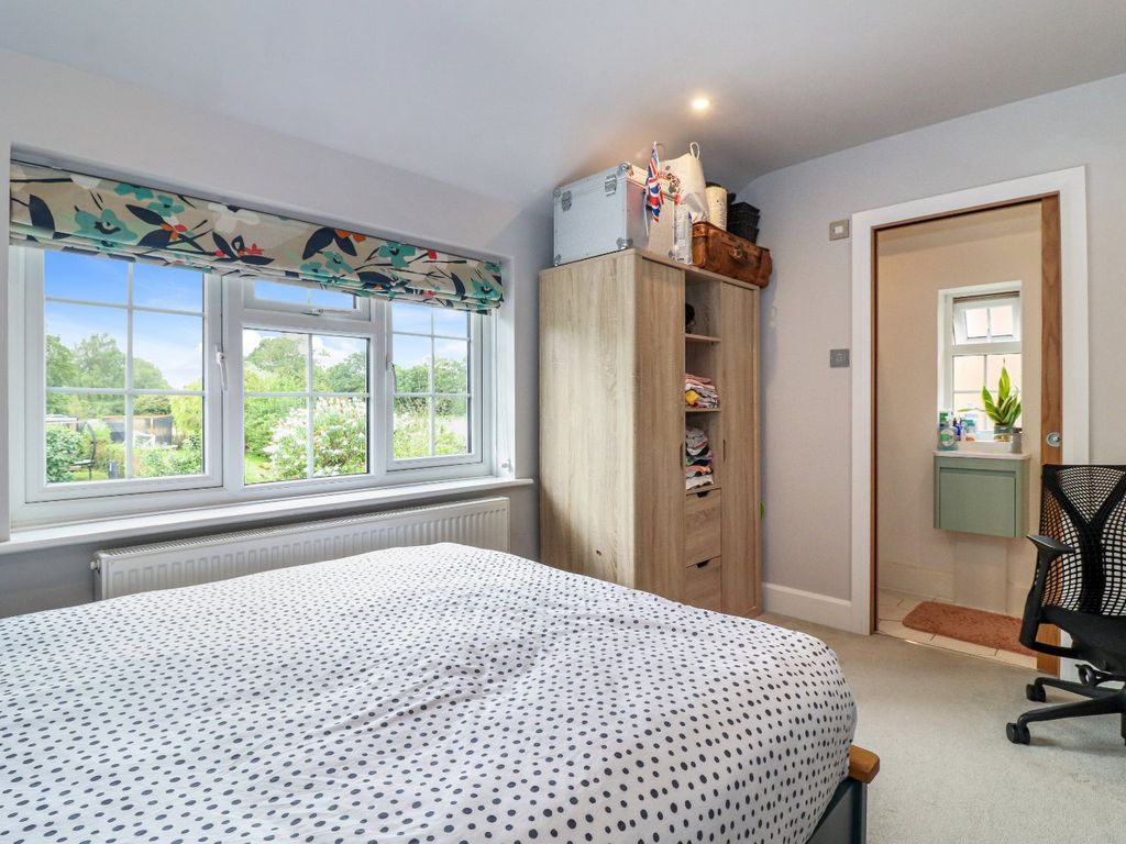 4 bed semi-detached house for sale in Chartridge Lane, Chesham, Buckinghamshire HP5, £850,000