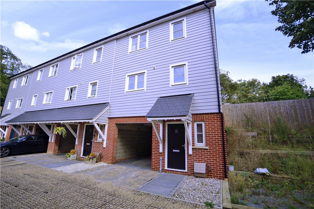 3 bed town house for sale in Mcdowell Mews, Halstead, Essex CO9, £375,000