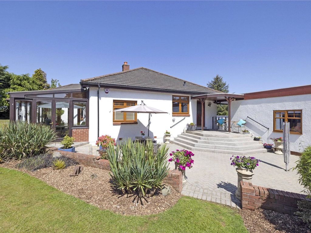 3 bed bungalow for sale in Raw Holdings, East Calder EH53, £525,000