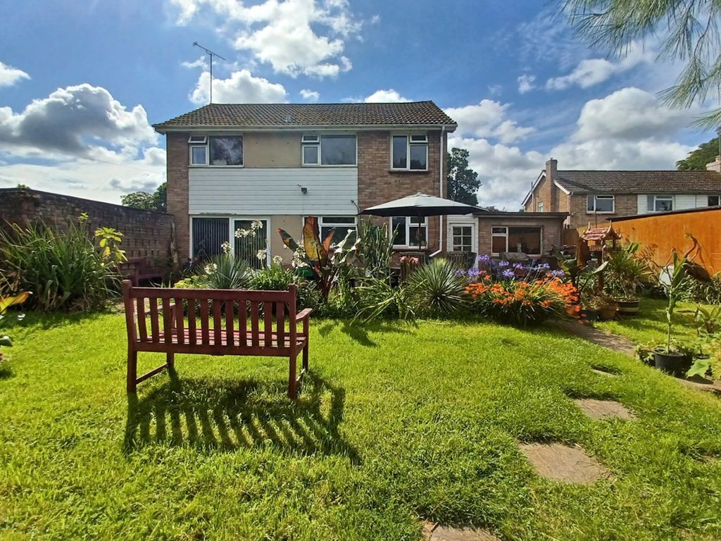 4 bed detached house for sale in Church Avenue, Falfield GL12, £389,950