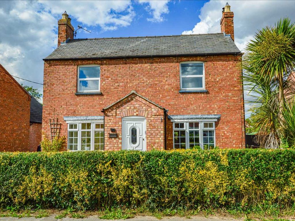 3 bed detached house for sale in Kyme Road, Heckington NG34, £367,250