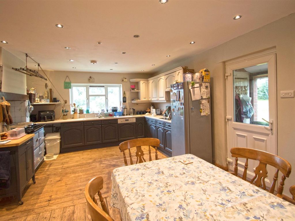 5 bed detached house for sale in Ford Bridge, Leominster HR6, £750,000