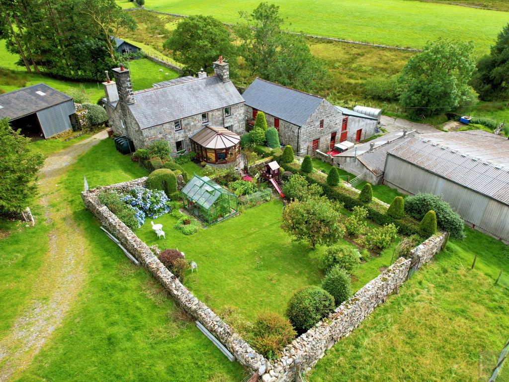 5 bed farm for sale in Trawsfynydd, Blaenau Ffestiniog LL41, £1,400,000
