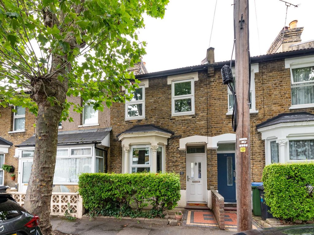 3 bed property for sale in Huddlestone Road, London E7, £650,000