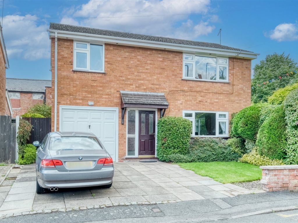 3 bed detached house for sale in Retreat Street, Astwood Bank, Redditch B96, £350,000