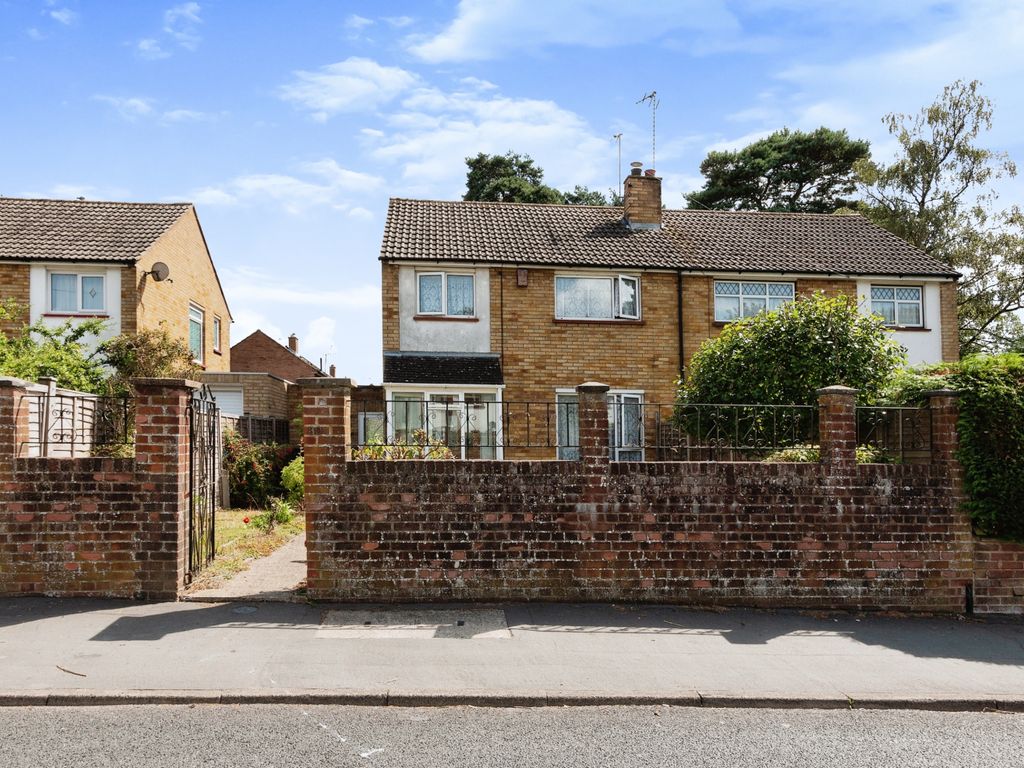 3 bed semi-detached house for sale in Berkshire Road, Camberley GU15, £340,000