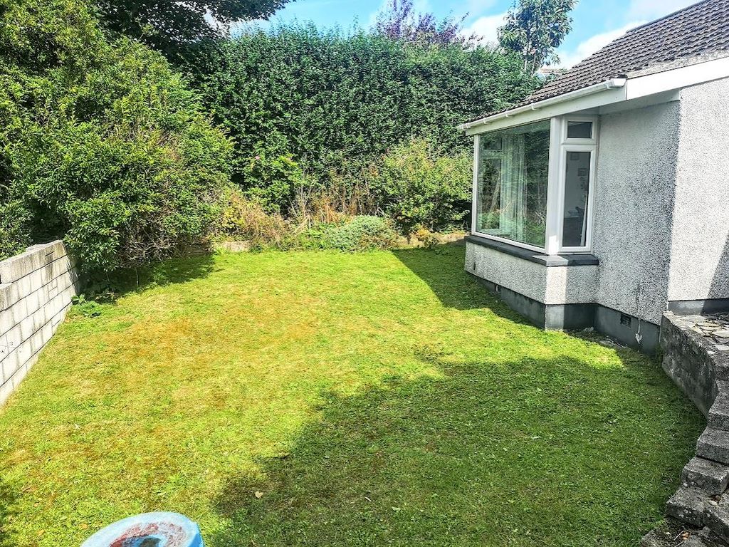 4 bed detached bungalow for sale in Loggans Road, Loggans, Hayle TR27, £400,000