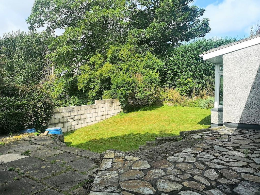 4 bed detached bungalow for sale in Loggans Road, Loggans, Hayle TR27, £400,000