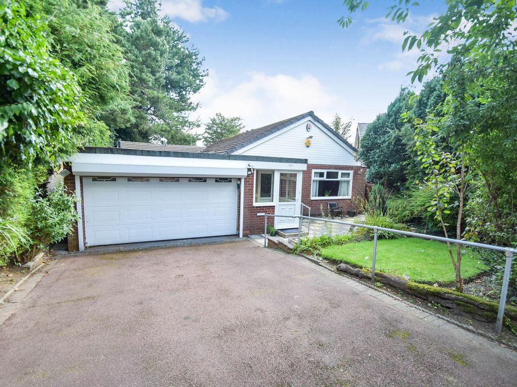 2 bed detached house for sale in Eight Acre, Whitefield M45, £450,000