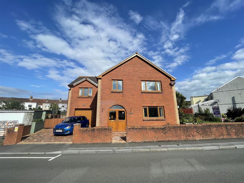 4 bed detached house for sale in Pencoed Road, Burry Port SA16, £395,000