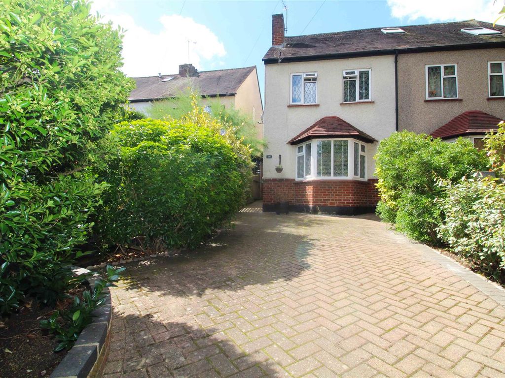 2 bed semi-detached house for sale in Sutton Common Road, Sutton SM1, £500,000