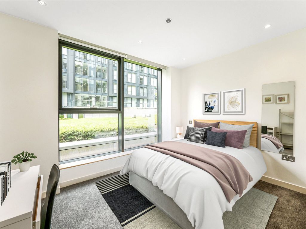 2 bed flat for sale in 11/1 Simpson Loan, Quartermile, Edinburgh EH3, £425,000