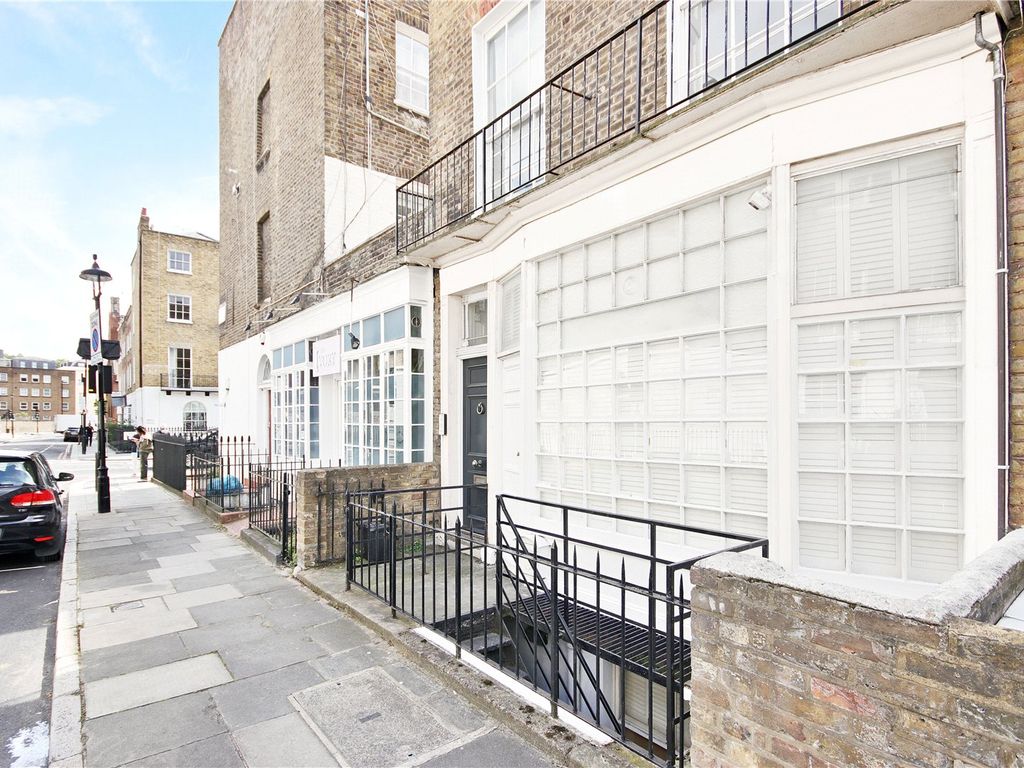 2 bed flat for sale in Ivor Place, London NW1, £925,000