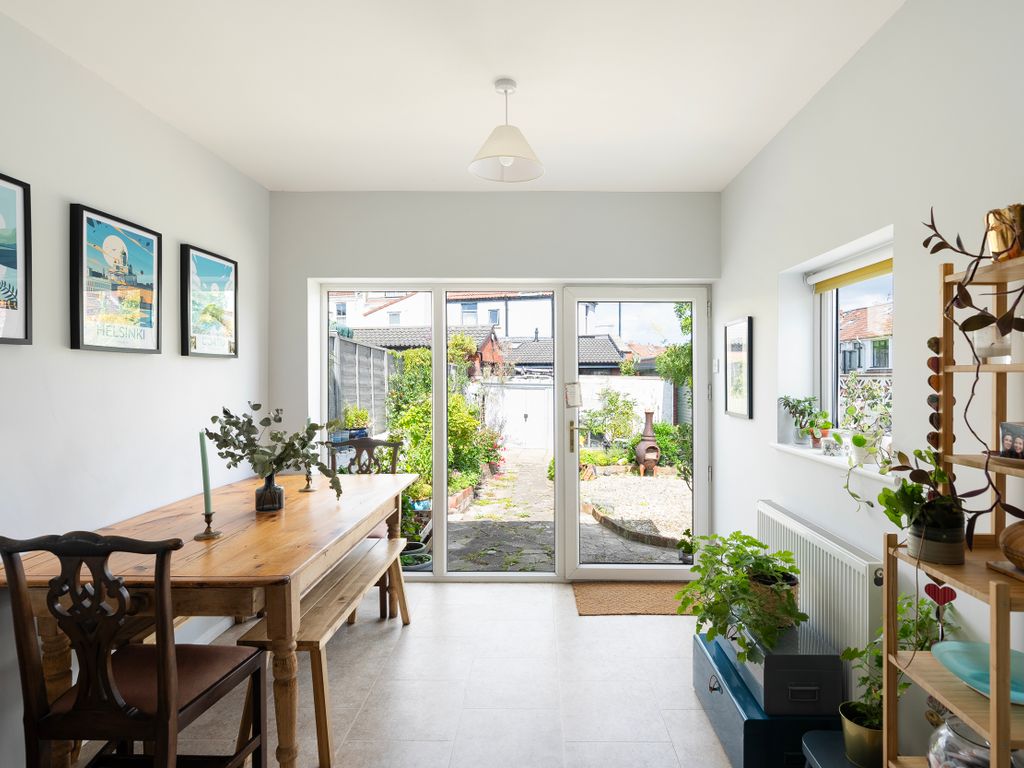 3 bed end terrace house for sale in Quarrington Road, Ashley Down, Bristol BS7, £560,000