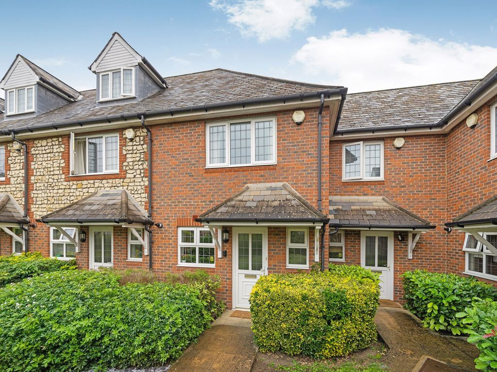 2 bed terraced house for sale in Asprey Mews, Beckenham BR3, £495,000