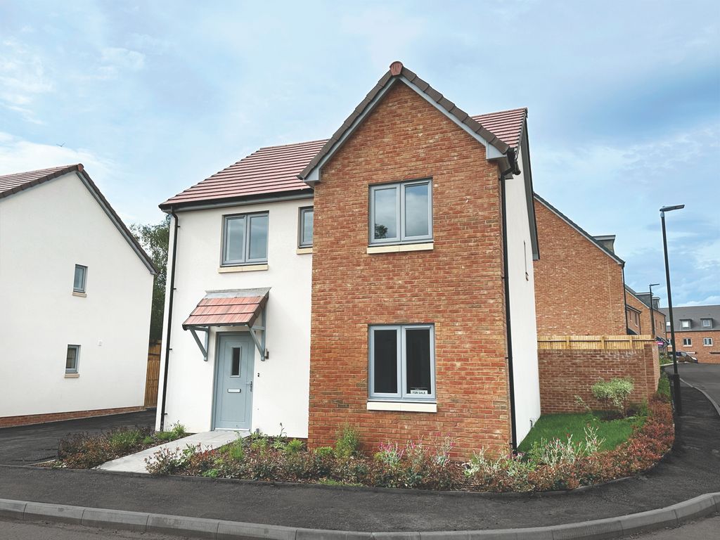 New home, 4 bed detached house for sale in Arlingham Way, Newnham GL14, £425,000