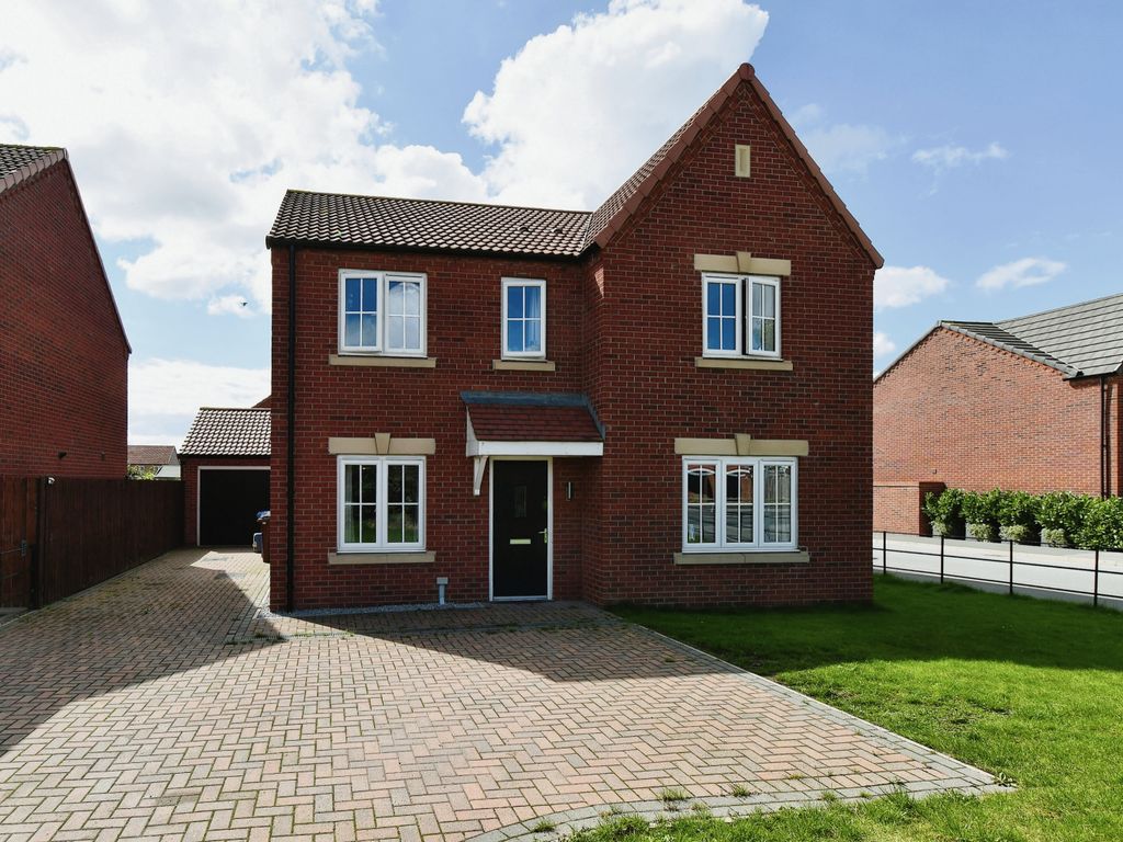 4 bed detached house for sale in Yapham Road, York YO42, £475,000