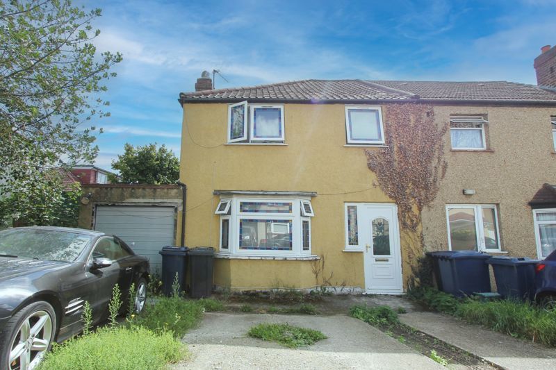 3 bed end terrace house for sale in Hillbeck Way, Greenford UB6, £583,000