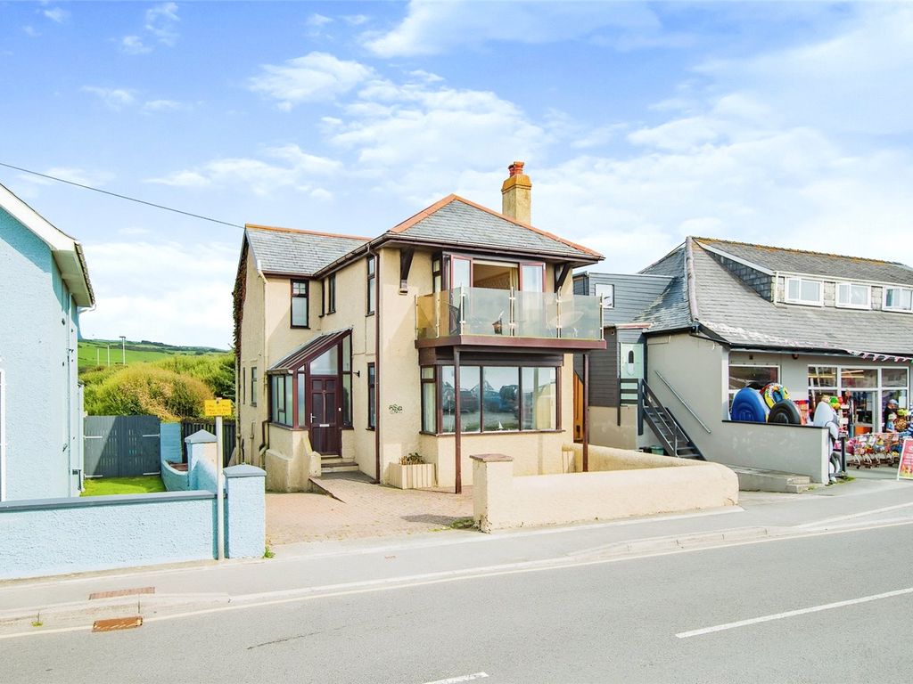 3 bed detached house for sale in High Street, Borth, Aberystwyth, Ceredigion SY24, £400,000