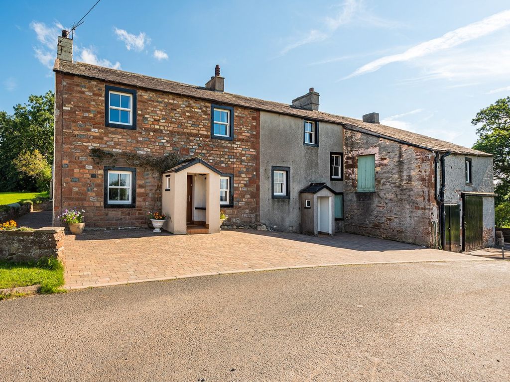 3 bed detached house for sale in Crackenthorpe, Appleby In Westmorland CA16, £350,000