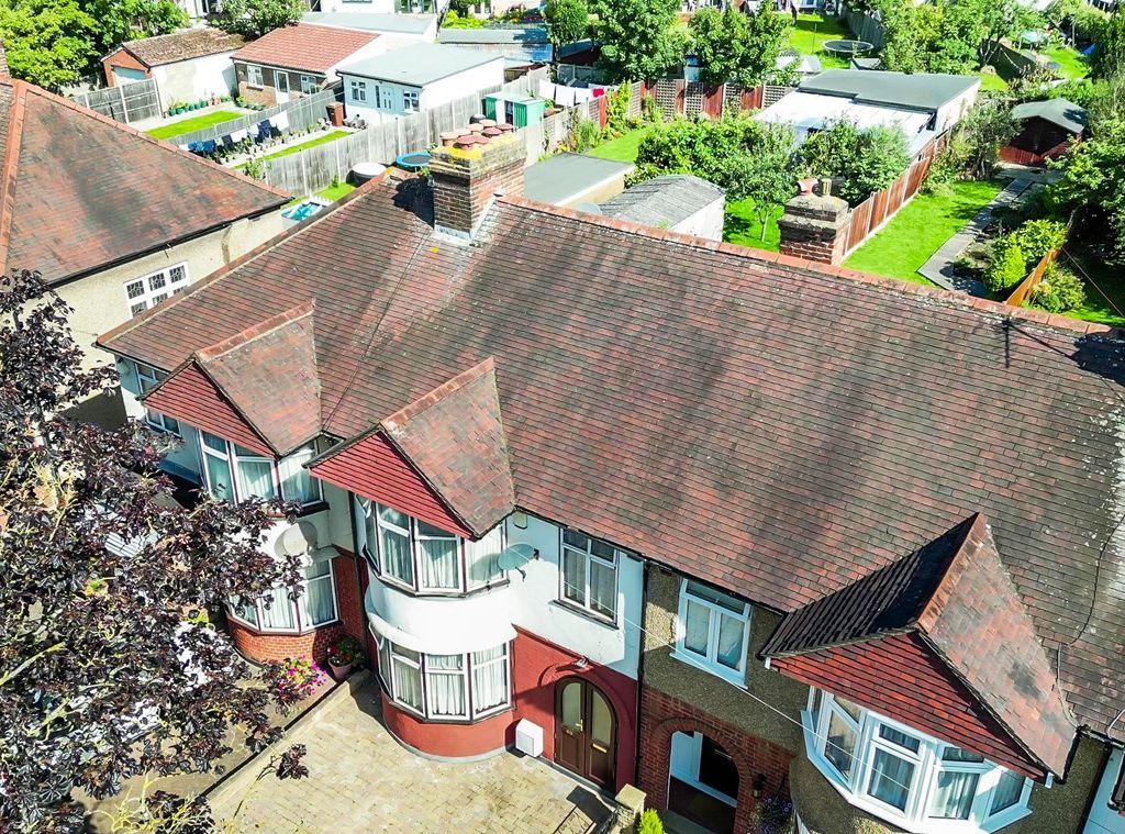 3 bed terraced house for sale in Brampton Grove, Harrow HA3, £525,000