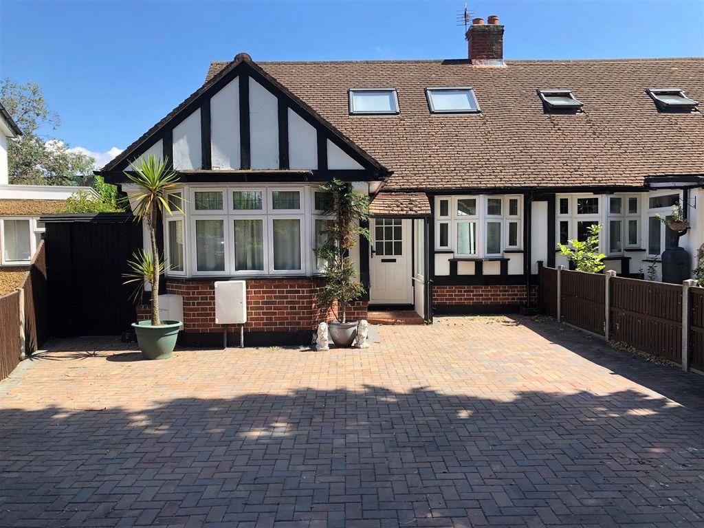 4 bed bungalow for sale in Hazel Close, Whitton TW2, £850,000