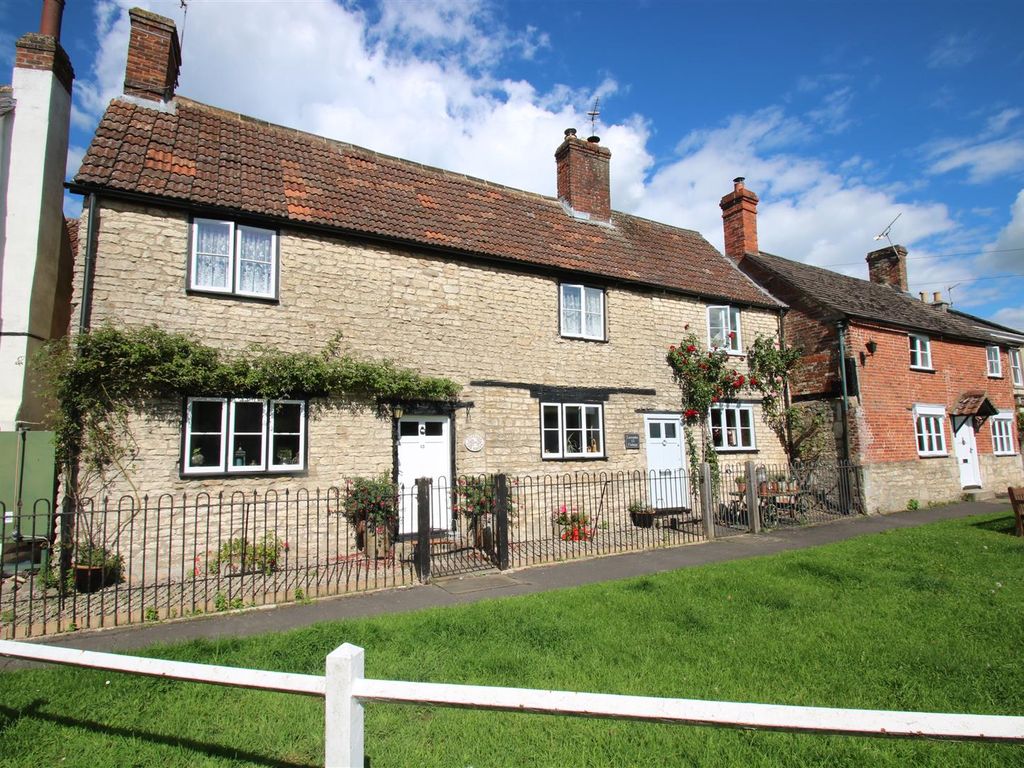 3 bed cottage for sale in High Street, Steeple Ashton, Trowbridge BA14, £500,000