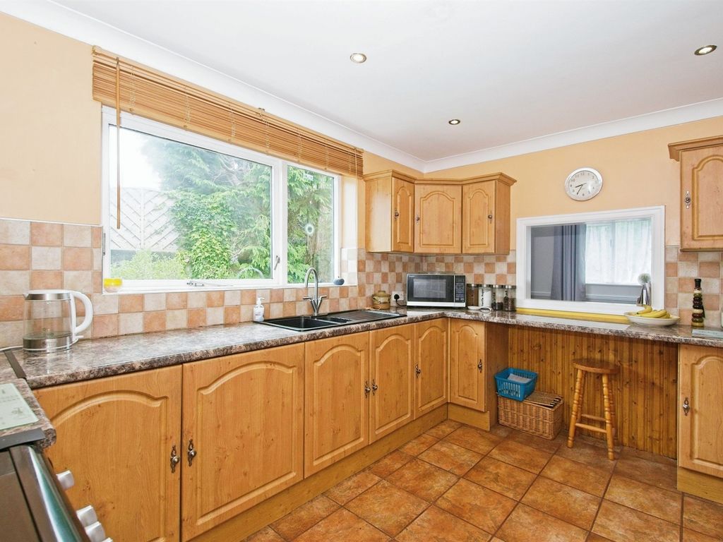 4 bed detached house for sale in Blackmill Road, Lewistown, Bridgend CF32, £440,000