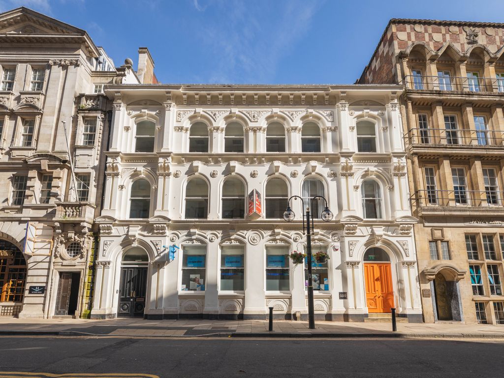Office to let in Colmore Row, Birmingham B3, £45,032 pa