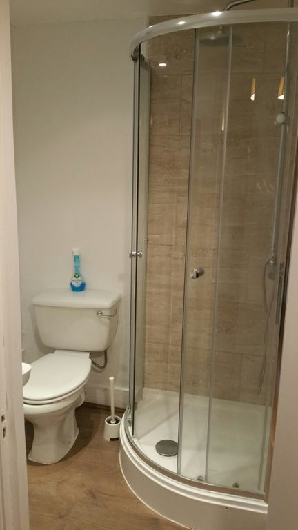Studio to rent in Bedford Hill, London SW12, £1,083 pcm