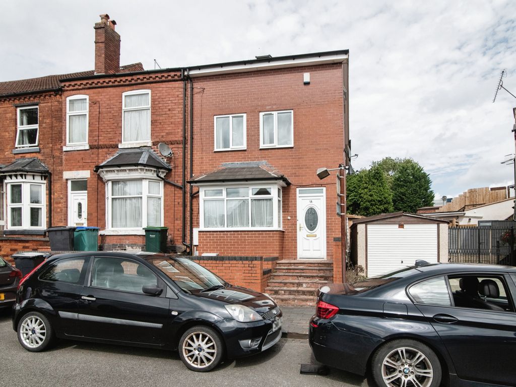 5 bed end terrace house for sale in Birch Road, Oldbury B68, £380,000