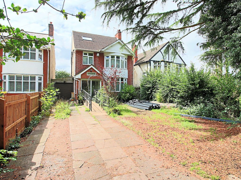 5 bed detached house for sale in Braunstone Lane, Leicester LE3, £349,500