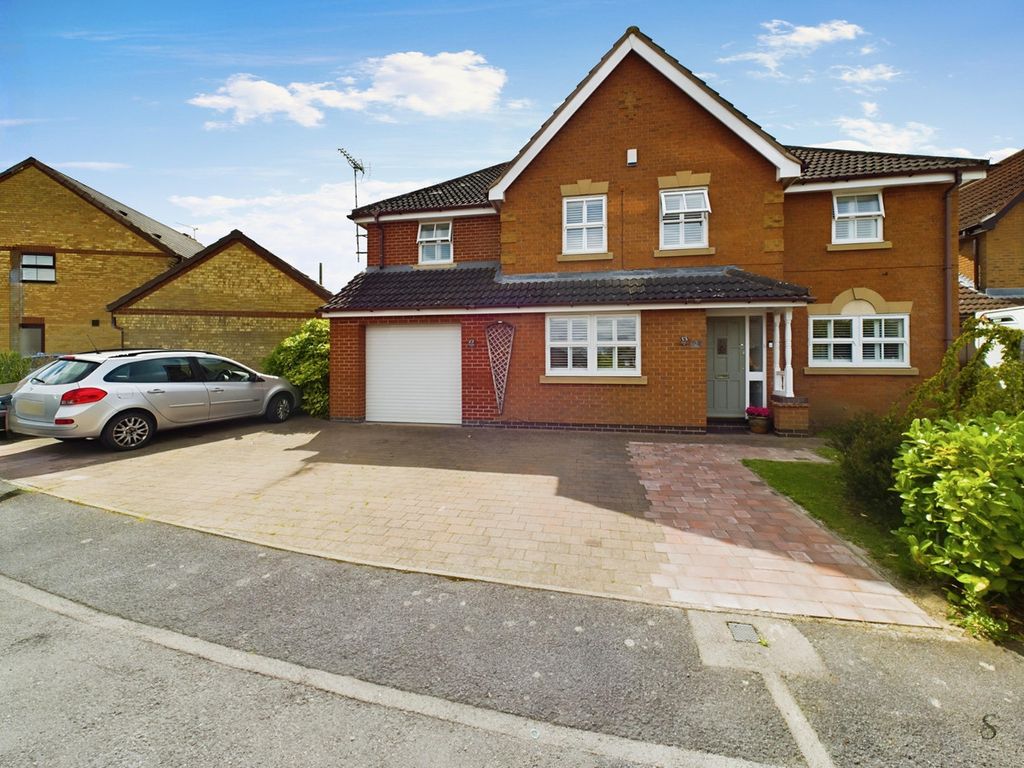 4 bed detached house for sale in Alice Gardens, Whetstone LE8, £575,000