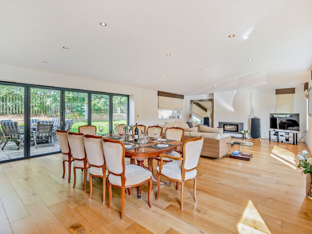 4 bed detached house for sale in Green Street, Chorleywood WD3, £1,950,000