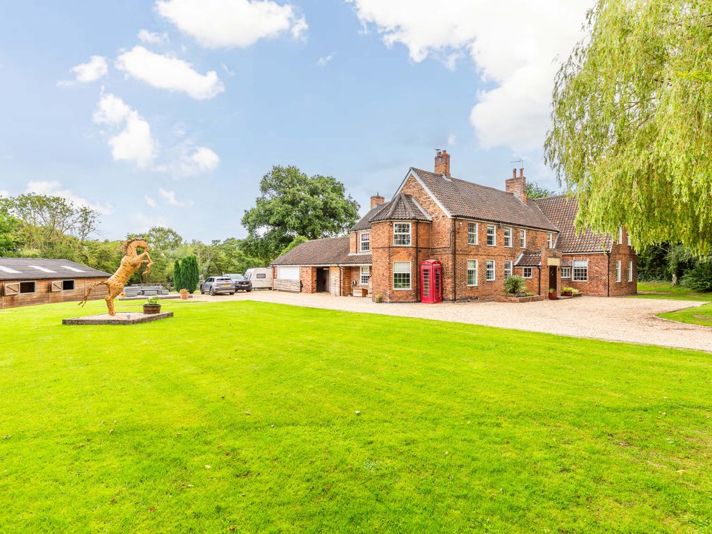 5 bed detached house for sale in The Old School House, Haughton, Retford, Nottinghamshire DN22, £1,000,000