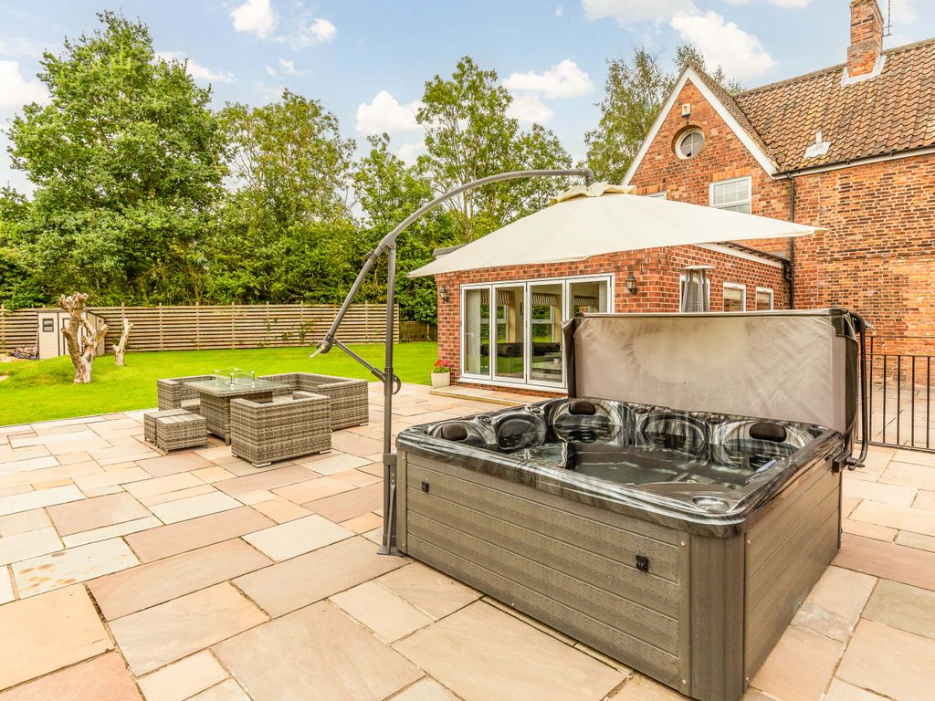 5 bed detached house for sale in The Old School House, Haughton, Retford, Nottinghamshire DN22, £1,000,000