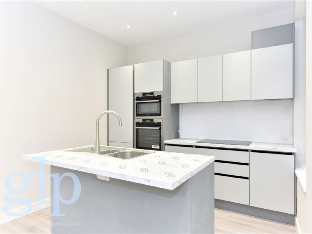 2 bed terraced house to rent in Northington Street, London, Greater London WC1N, £4,000 pcm