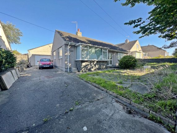 3 bed bungalow for sale in Bowling Green Road, Castletown IM9, £385,000