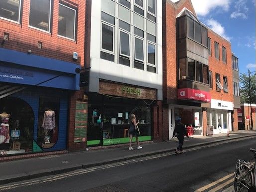 Retail premises to let in William Street, Windsor SL4, £36,000 pa