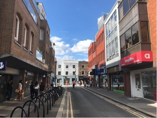 Retail premises to let in William Street, Windsor SL4, £36,000 pa
