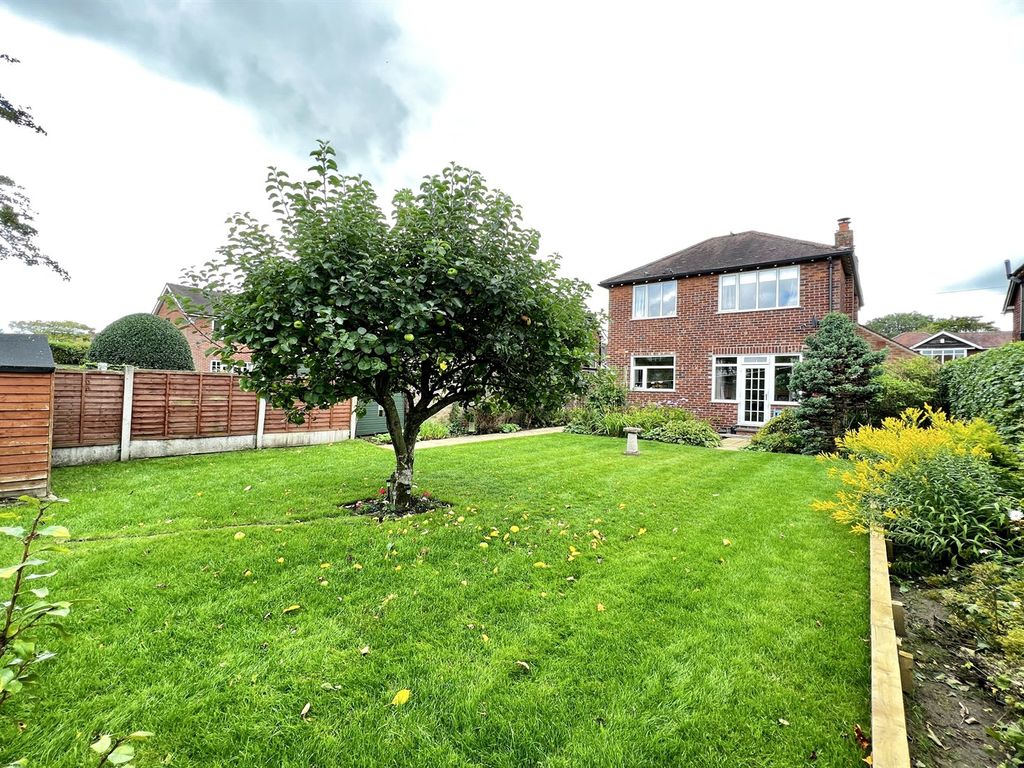 3 bed detached house for sale in Brookfield Avenue, Poynton, Stockport SK12, £625,000